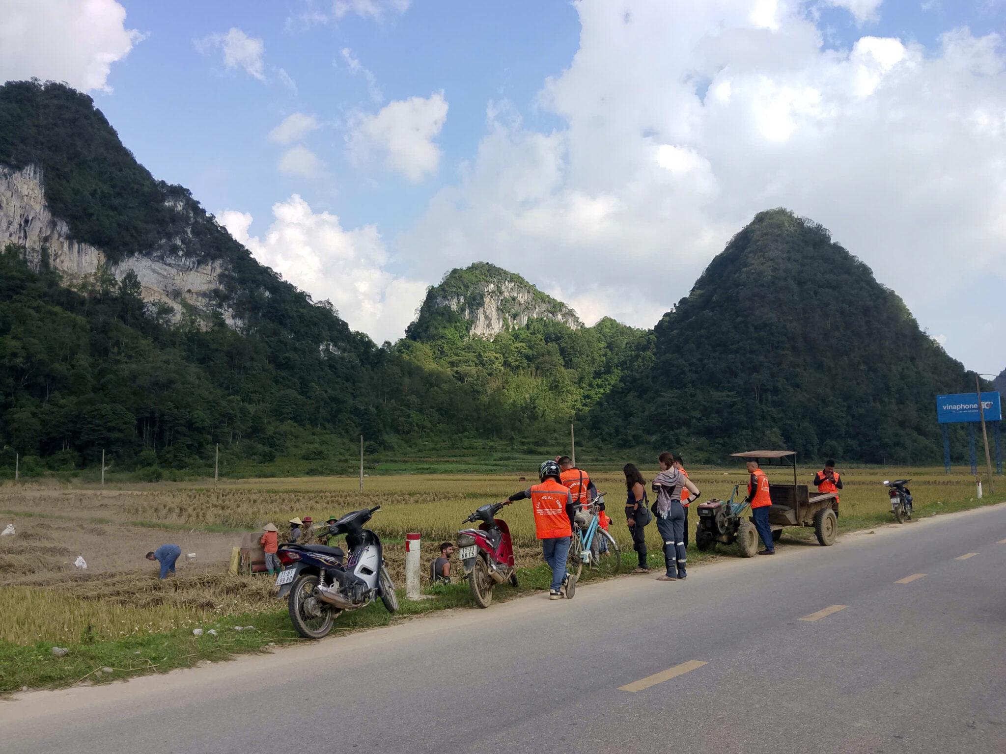 Tour phượt Cao Bằng Loop bằng xe máy – Hướng dẫn đường đi & lưu ý