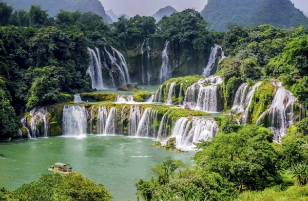 So sánh Cao Bằng Loop và Hà Giang Loop – Nên chọn điểm đến nào?